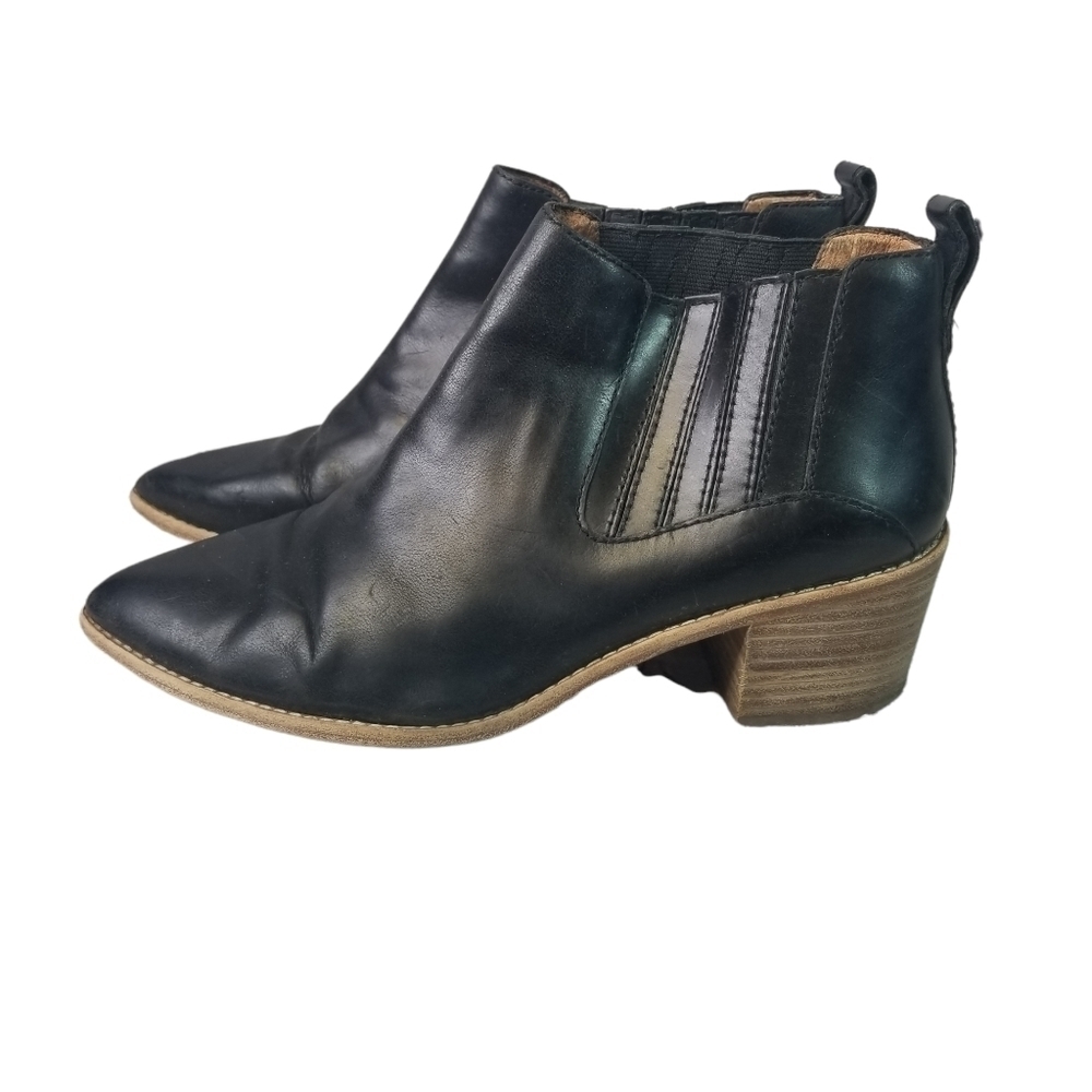 Madewell black leather chelsea boots